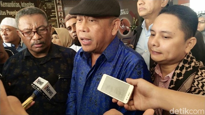 Pro-Prabowo Juga Laporkan Jokowi soal Dugaan Kebohongan Kebakaran Hutan Pro-Prabowo Juga Laporkan Jokowi soal Dugaan Kebohongan Kebakaran Hutan
