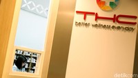 Apotik di TelkoMedika Health Center ini juga terbilang cukup mumpuni untuk memenuhi kebutuhan kesehatan disana.