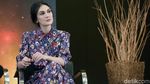 Pesona Luna Maya dengan Dress Floral