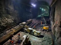 Melihat Isi Dunia Seperti Sebuah Miniatur