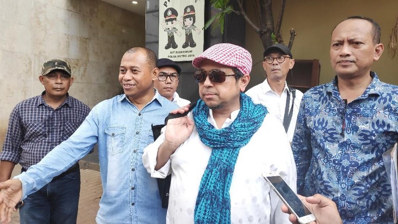 Haikal Hassan Kalah Rebutan, Akun Twitter Tak Bisa Dikendalikan Haikal Hassan Kalah Rebutan, Akun Twitter Tak Bisa Dikendalikan