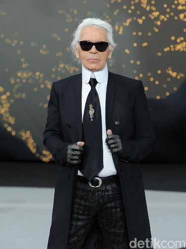 Karl Lagerfeld Dikabarkan Meninggal karena Kanker Pankreas