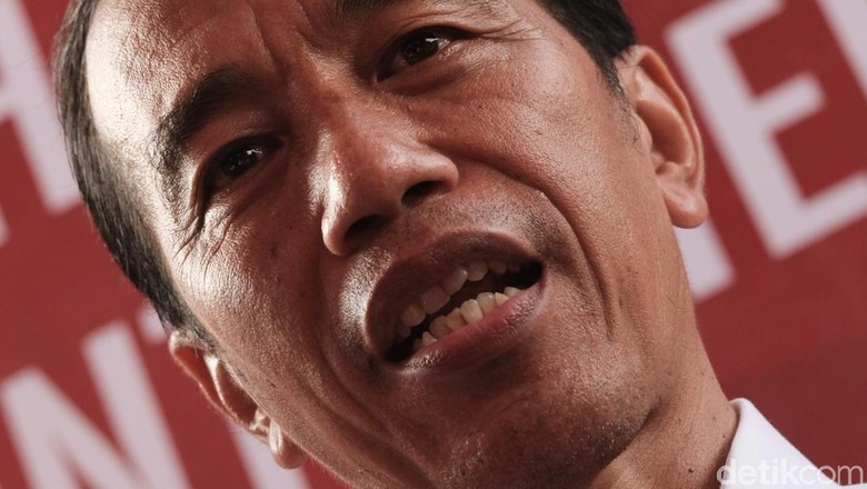 Jokowi Janjikan Pencairan Tahap Kedua Dana PKH 2019 Awal April Jokowi Janjikan Pencairan Tahap Kedua Dana PKH 2019 Awal April