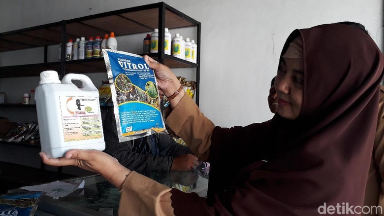 Peredaran Obat dan Pupuk Palsu Hantui Petani Brebes Peredaran Obat dan Pupuk Palsu Hantui Petani Brebes