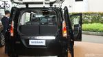 MPV Mewah Nissan Serena