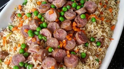Ayo Sarapan! Ini 10 Variasi Nasi Goreng Sosis yang Gurih Enak