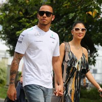 Sosok Nicole Scherzinger memang cukup lama dikaitkan dengan Lewis Hamilton. Mantan personel Pussycat Doll itu menjalani hubungan cinta putus-sambung dengan sang pebalap selama hampir delapan tahun. Foto: dok. Getty Images