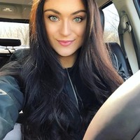 Saat ini Adri dan 90 hewannya tinggal di perkebunan dengan satu rumah, dan satu guest house seluas 1.021 meter per segi. Rumah tersebut ditinggali beberapa jenis hewan tertentu seperti marmut, burung dan reptil. Foto: Instagram/@adrirachelle