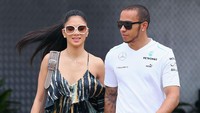 Nicole pun kerap menemani Lewis di beberapa negara dalam seri F1. Clive Mason/Getty Images