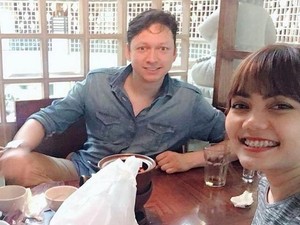 Rina Nose Akui Menikah di Belanda Hari Ini