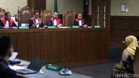Terdakwa perkara suap terkait proyek PLTU Riau-1, Eni Maulani Saragih, mengaku bukan sebagai pelaku utama dalam kasus itu.