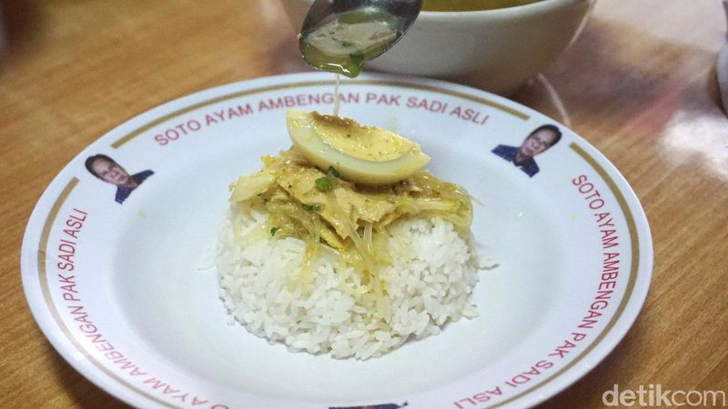 Pak Sadi, Pendiri Soto Ayam Ambengan Legendaris Tutup Usia