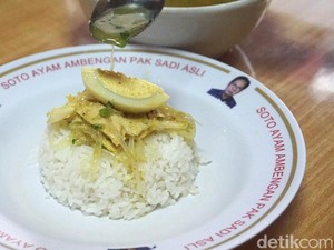 Dari Pikulan, Soto Ayam Ambengan Pak Sadi Jadi Soto Legendaris Indonesia