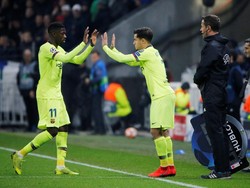 Pada babak kedua, Barcelona memasukkan Philippe Coutinho untuk memberi tenaga baru di lini serang. Namun Coutinho juga tak mampu menghasilkan gol untuk Barcelona. Foto: Jean-Paul Pelissier/REUTERS