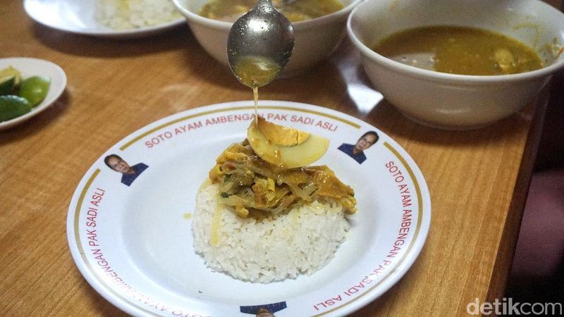 Soto Ayam Ambengan Pak Sadi (Asli)