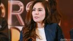 Wulan Guritno, Hot Mom yang Bikin Netizen Salah Fokus