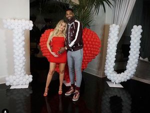 Hamili Selingkuhan, Tristan Thompson Minta Maaf ke Khloe Kardashian