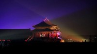 Tiket tur ini tersedia gratis secara online. Situs web resmi The Palace Museum mengalami gangguan alias down pada tengah malam di hari Minggu karena kelebihan kunjungan (Xiong Yong/CNN Travel)