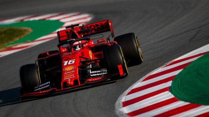 Charles Leclerc menjadi pebalap tercepat di hari kedua tes F1 2019 di Barcelona (Foto: Mark Thompson/Getty Images) Charles Leclerc menjadi pebalap tercepat di hari kedua tes F1 2019 di Barcelona (Foto: Mark Thompson/Getty Images)