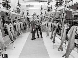 Rayakan Ultah ke-60, NASA Pamer Foto Antariksa Spektakuler