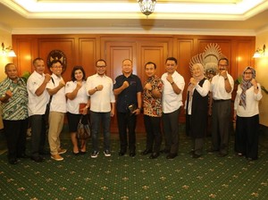 Menaker Dorong Pendirian Koperasi Pekerja