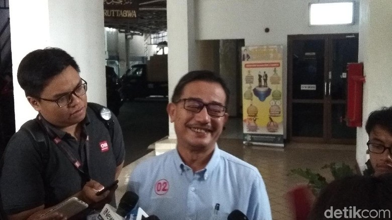 KPU Gelar Rapat Evaluasi Debat Capres Kedua Bareng TKN-BPN KPU Gelar Rapat Evaluasi Debat Capres Kedua Bareng TKN-BPN