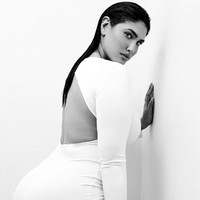 Ketika aku melihat ke belakang, aku sadar betapa beracunnya pikiranku. Tapi ketika aku melihat ke cermin sekarang dan bahkan tidak berpikir dua kali mengenai itu, aku pakai baju dan berpikir, Ya aku terlihat bagus ungkap LaTecia. Foto: Instagram @lateciat