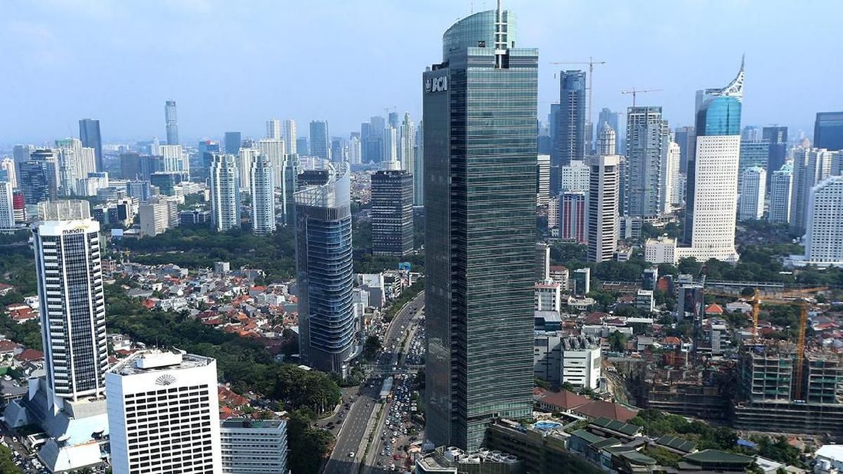 Daftar 11 Gedung Tertinggi di Indonesia, Mencakar Langit!
