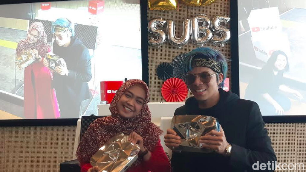 Tips Atta Halilintar dan Ria Ricis Tembus 10 Juta Subscriber Tips Atta Halilintar dan Ria Ricis Tembus 10 Juta Subscriber