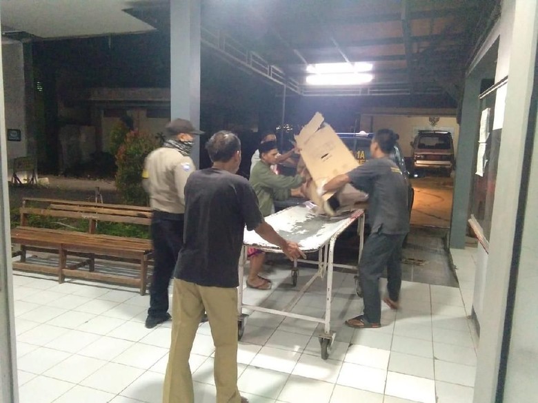 5 Hari Hilang, Balita Perempuan Tewas di Sungai Cirebon 5 Hari Hilang, Balita Perempuan Tewas di Sungai Cirebon