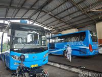 Bus yang Lebih Baru di Pool PPD Depok. 