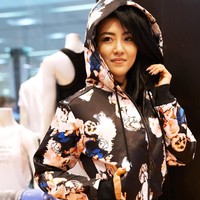 Lara yang tak terima videonya dianggap cabul itu pun protes. Ia pun meminta polisi menunjukkan padanya hasil penyelidikan dan dokumen resmi. Lara juga menambahkan akan memperjuangkan hak dan bandingnya. Foto: Instagram