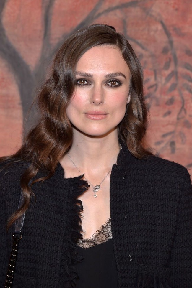 Punya kekayaan Rp 712 miliar, Keira Knightley masih suka berhemat. Ia dilaporkan hanya hidup dengan uang Rp 712 jutaan per tahun. Jumlah yang tak terlalu besar untuk seorang aktris papan atas Hollywood. Foto: Getty Images