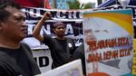 Aksi Damai Pekerja Pelabuhan Indonesia di Kementerian BUMN