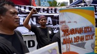 Karena jika dikelola asing kembali sudah jelas dan terbukti melanggar aturan serta merugikan negara Rp 4,08 triliun dan tidak sesuai dengan konstitusi. Foto: dok. SP JICT