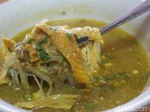 7 Rekomendasi Soto Ayam yang Terkenal Enak di Jakarta