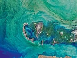 Rayakan Ultah ke-60, NASA Pamer Foto Antariksa Spektakuler