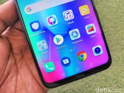 Unboxing Honor 10 Lite, Smartphone Menengah Berkilauan