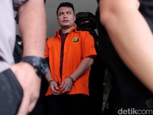 Sidang Perdana Pembunuh Sekeluarga di Bekasi Digelar Siang Ini