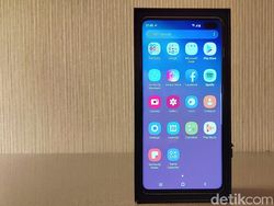 Unboxing Samsung Galaxy S10+