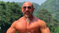 Master Roshi juga menikmati wsiata di negaranya. Ini saat dia di Ecotourism Trang An Boat Tour, Trang An, Vienam. (master_roshi_real_life/Instagram)