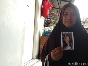 Cerita Senandung Bunga Sebelum Tewas di Sungai Cirebon