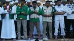 Potret Peserta Munajat 212 Salat Magrib Berjemaah