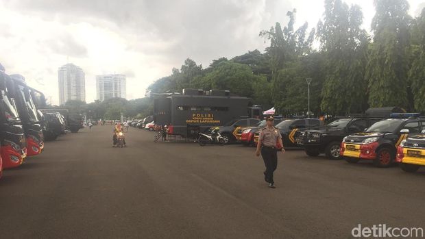 Polisi: 12.000 Aparat Gabungan Siap Amankan Munajat 212 di Monas