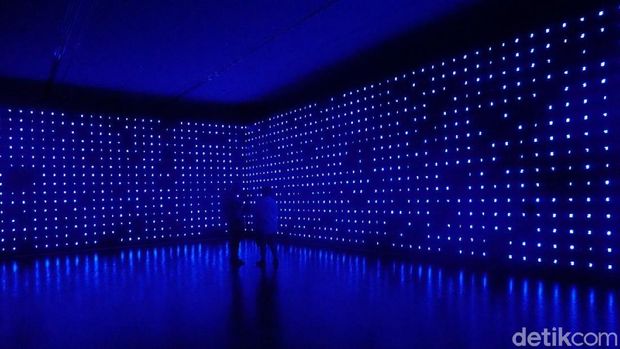 'Mega Death' Karya Tatsuo Miyajima. 