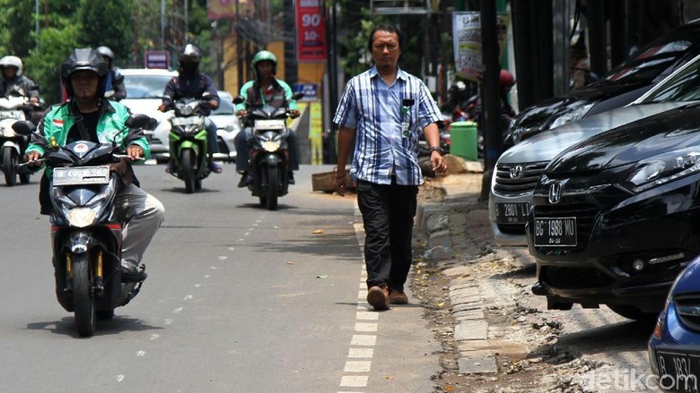 Penataan Trotoar di Kemang, Anies akan Pajang Karya Seni dan Budaya Penataan Trotoar di Kemang, Anies akan Pajang Karya Seni dan Budaya
