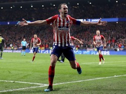 Diego Godin, bek tengah berusia 37 tahun pensiun di tahun 2023. Godin bersinar bersama Atletico Madrid dan jadi tulang punggung Uruguay (Getty Images)