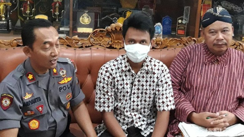 Siswa SMKN 3 Yogya yang Viral Tantang dan Dorong Gurunya Minta Maaf Siswa SMKN 3 Yogya yang Viral Tantang dan Dorong Gurunya Minta Maaf