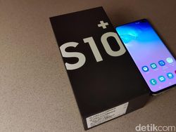 Unboxing Samsung Galaxy S10+
