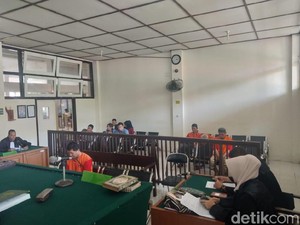 Jadi Bandar 2 Kg Sabu, Pecatan Polisi di Sumsel Jalani Sidang Perdana